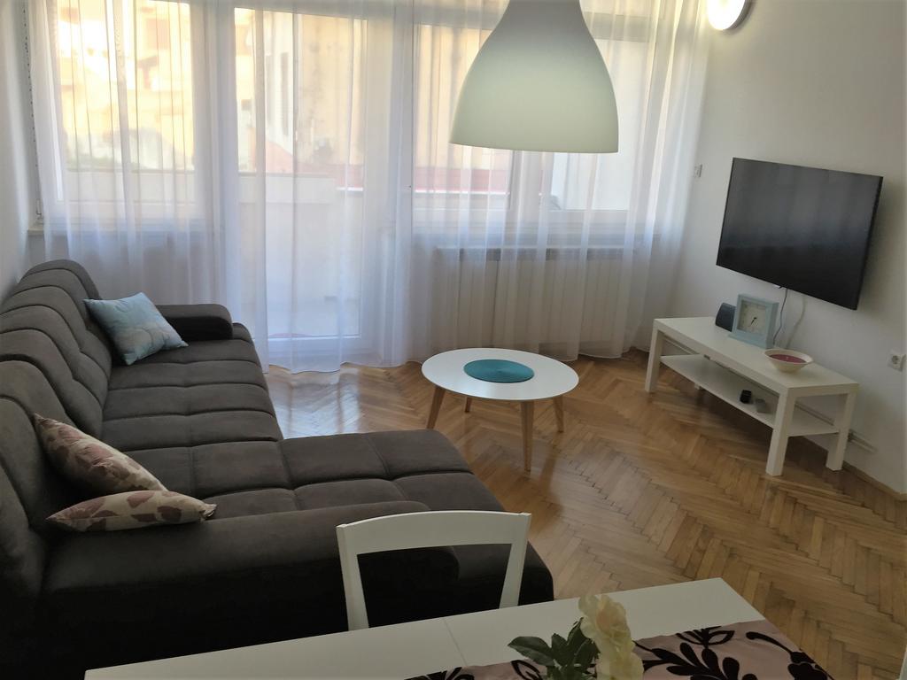 Arenacentar Apartments بولا المظهر الخارجي الصورة